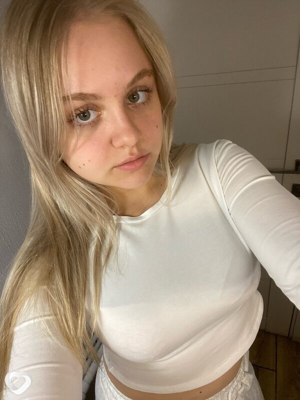 Светлана, 19, Москве — анкета №2705823