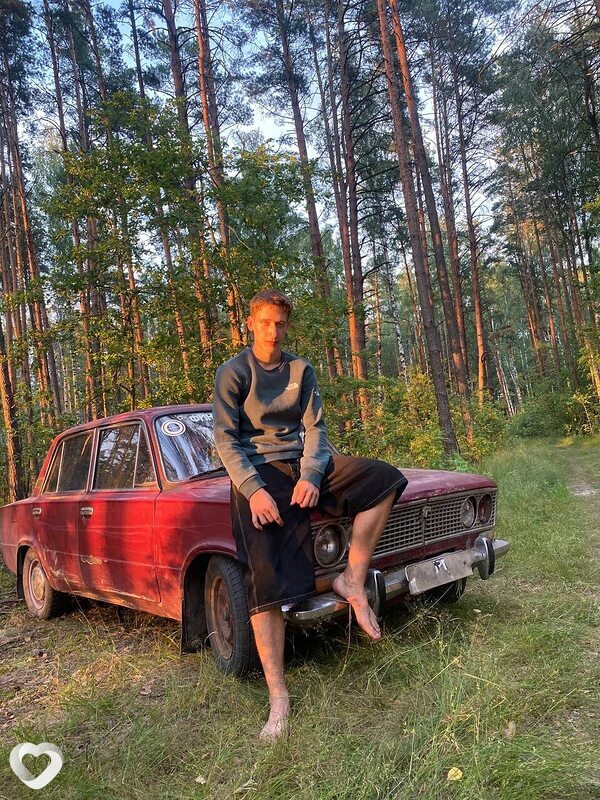 Андрей, 19, Гомеле — анкета №2705898