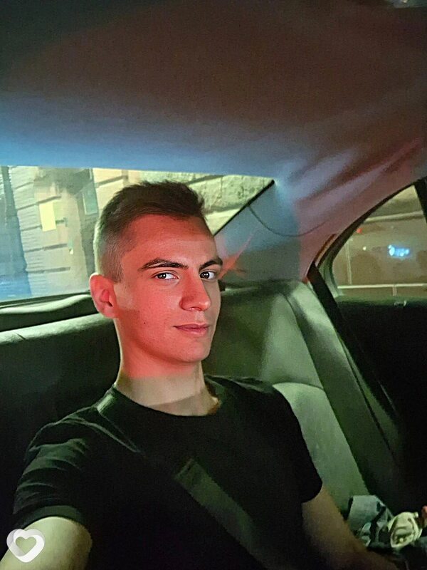 Михаил, 21, Ростове-на-Дону — анкета №2705900