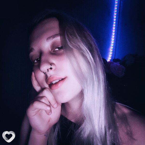 Марта, 20, Иркутске — анкета №2706406