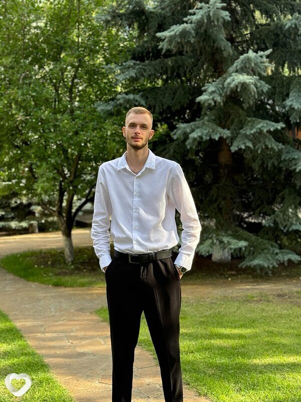 Виталий, 22, Москве — анкета №2706626