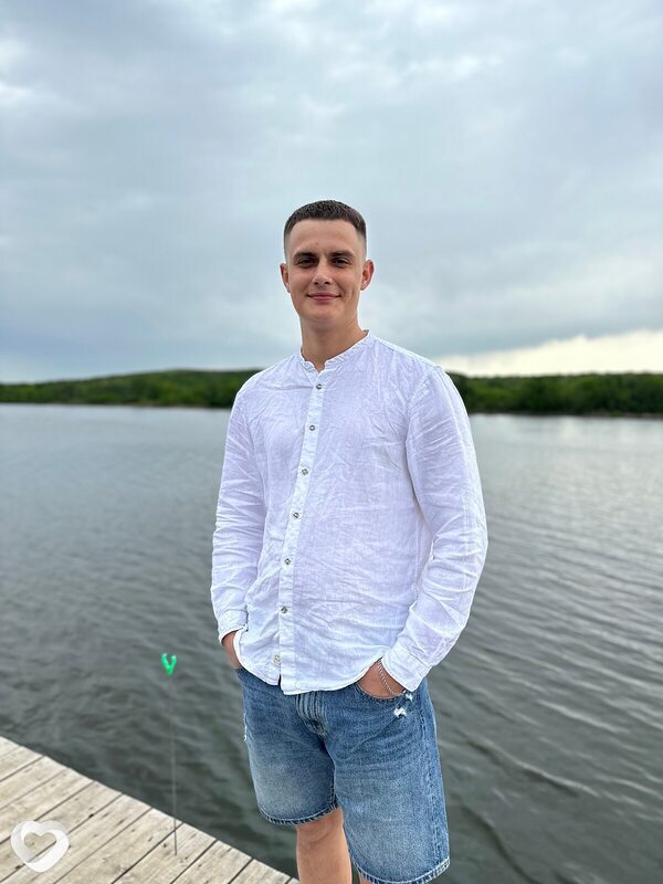 Дмитрий, 25, Белой Калитве — анкета №2706262
