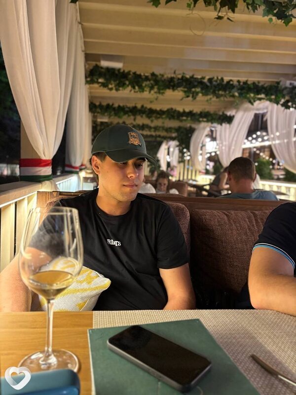 Тигран, 23, Волгограде — анкета №2707091