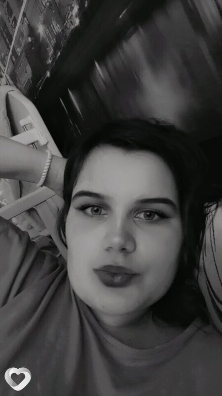 Жанна, Гай