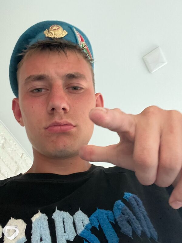 Artem, 21, Минске — анкета №2774472