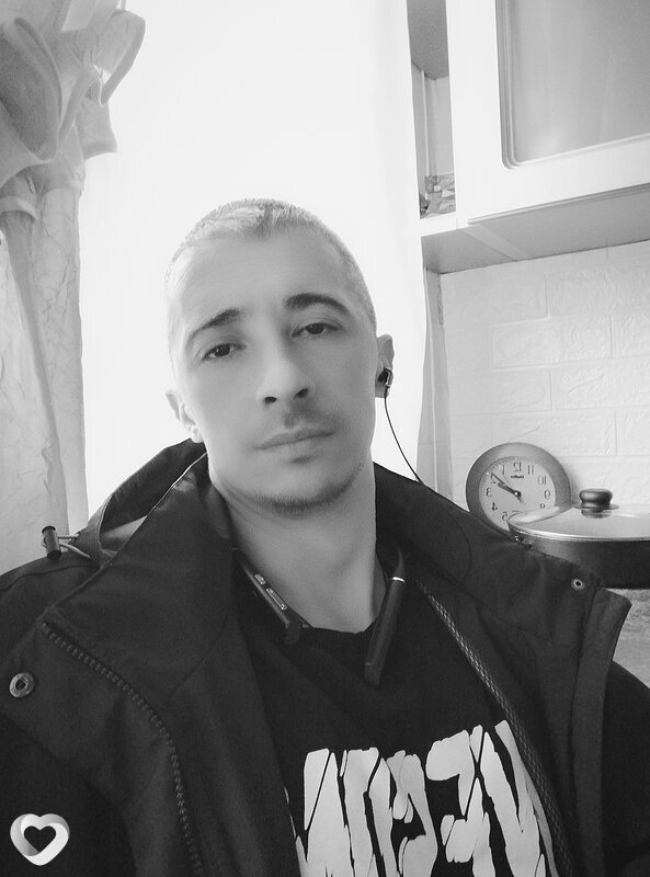 Саня, 37, Ялте — анкета №2707728