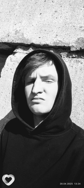 Виктор, 21, Котельниче — анкета №2707772