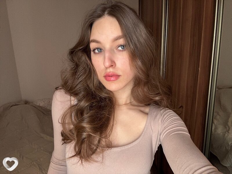 Алина, 22, Санкт-Петербурге — анкета №2708186
