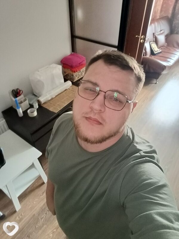 Олег, 30, Барнауле — анкета №2708341