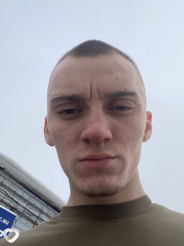 Артём, 21, Самаре — анкета №2708329