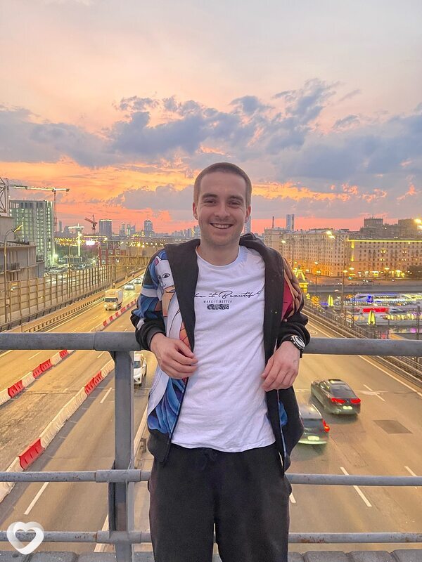 Денис, 27, Москве — анкета №2708579