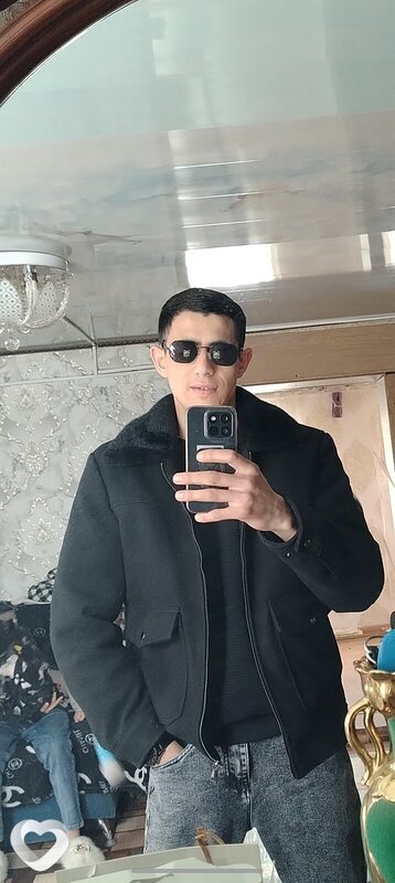 Богдан, 27, Москве — анкета №2708709