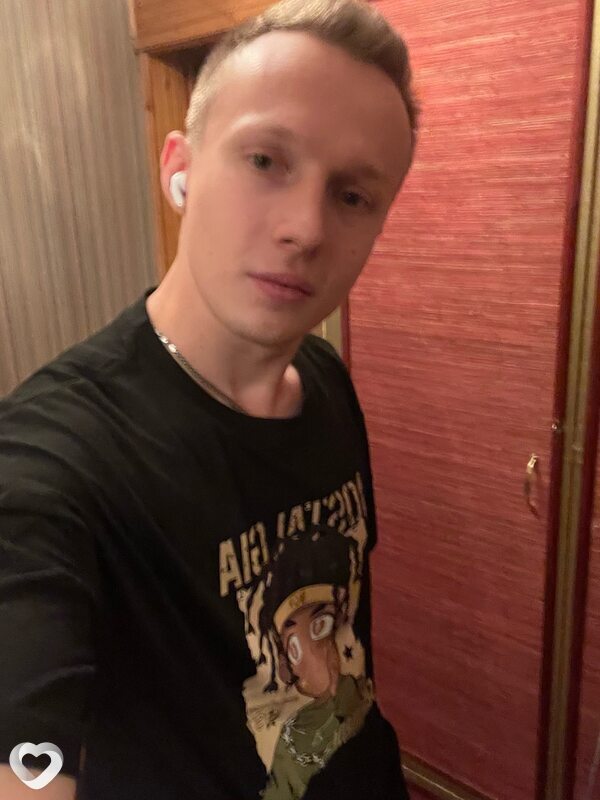 Кирилл, 27, Москве — анкета №2708868