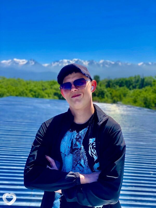 Михаил, 27, Алматы — анкета №2709082
