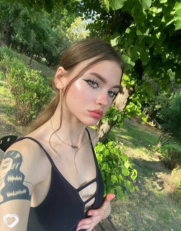 Вика, 26, Москве — анкета №2709384