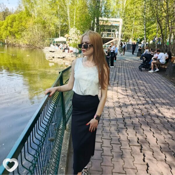 Кристина, 21, Славгороде — анкета №2709734