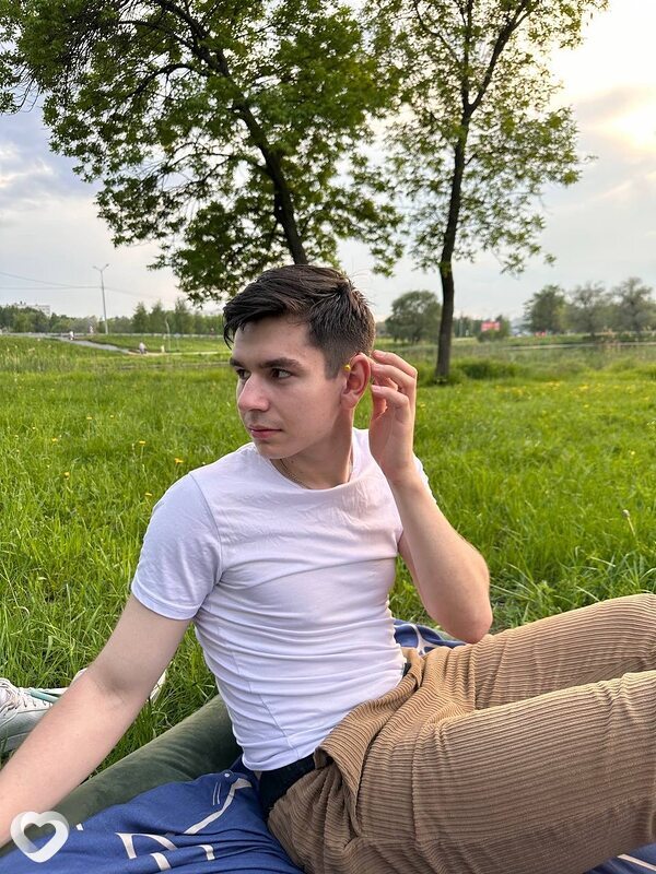 Константин, 21, Санкт-Петербурге — анкета №2774516