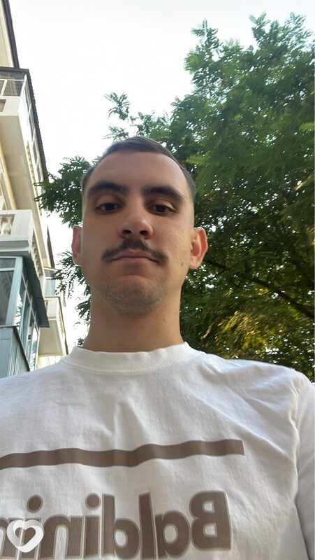 Евгений, 24, Ростове-на-Дону — анкета №2709440