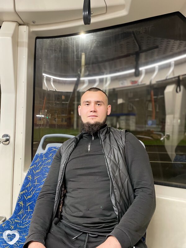 Дима, 26, Череповце — анкета №2709709
