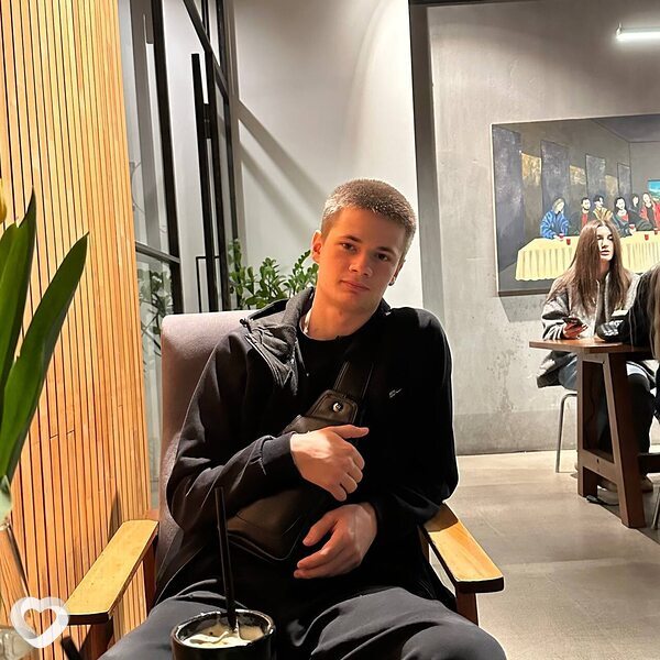 Максим, 21, Краснодаре — анкета №2710051