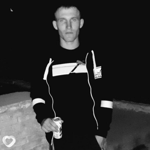 Иван, 29, Шахтерске — анкета №2710024