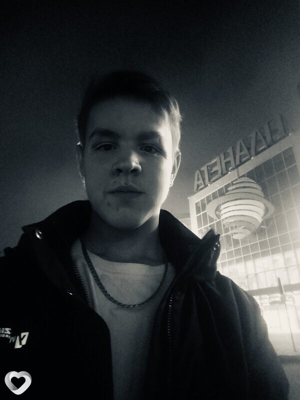 Константин, 19, Новокузнецке — анкета №2711056