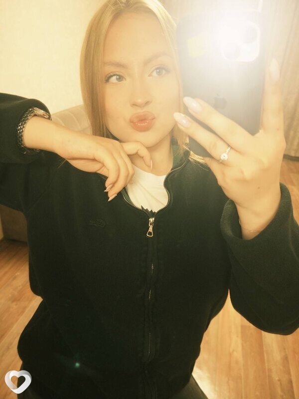 Елизавета, 23, Санкт-Петербурге — анкета №2711129