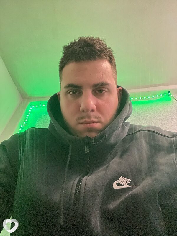 Артём, 20, Балашихе — анкета №2712537