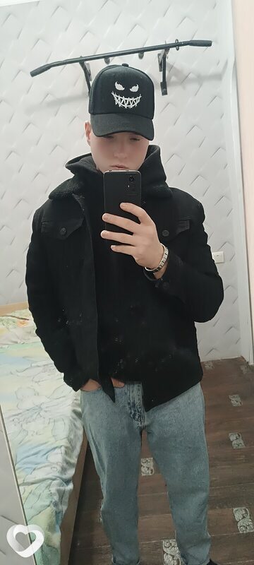 Артем, 26, Москве — анкета №2711879