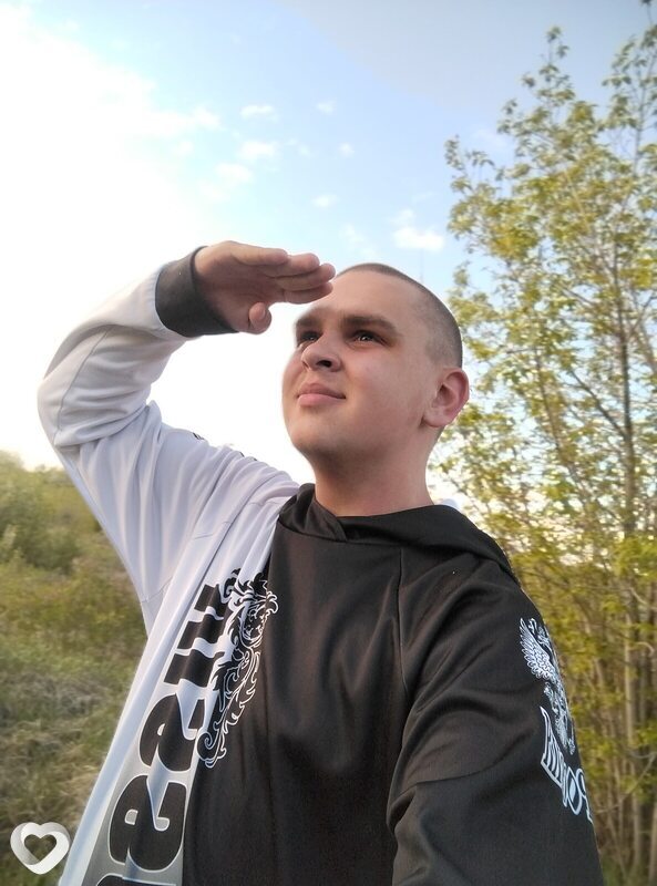 Евгений, 20, Омске — анкета №2712267