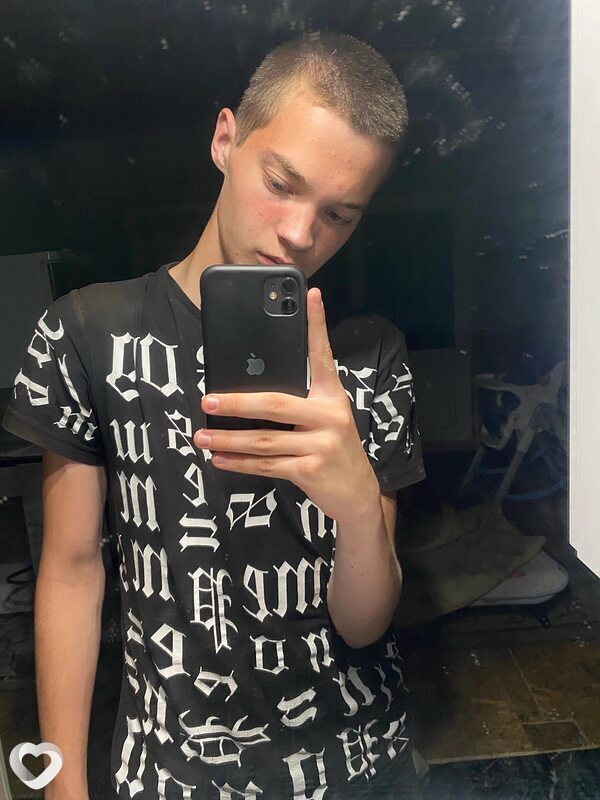 Тимур, 19, Иванове — анкета №2712369