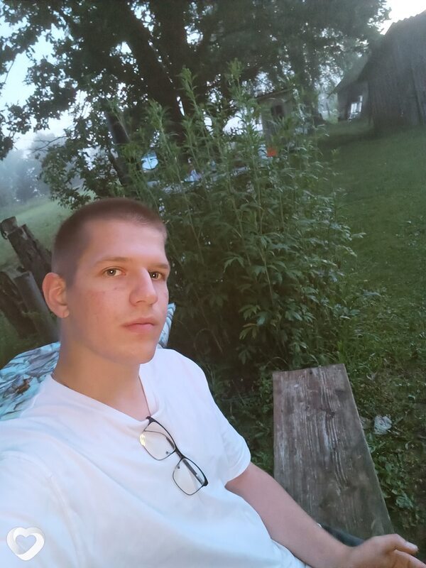 Ivan, 22, Смоленске — анкета №2712641