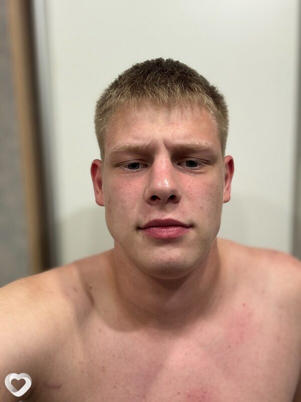 Арман, 23, Новосибирске — анкета №2712608