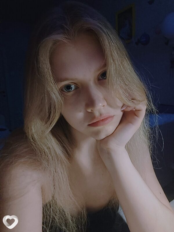 Алина, 19, Санкт-Петербурге — анкета №2712755