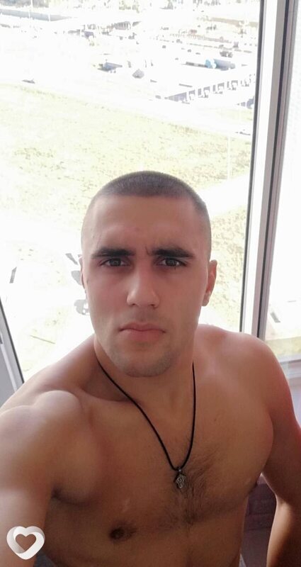 Виталий, 29, Торезе — анкета №2712810