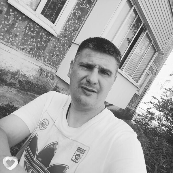 Игорь, 39, Новомосковске — анкета №2713088