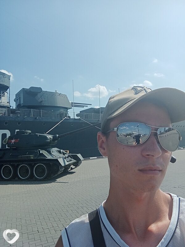 Максим, 24, Новороссийске — анкета №2713550