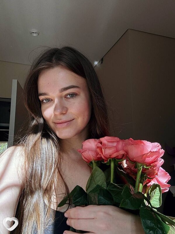 Елена, 27, Нижневартовске — анкета №2713636