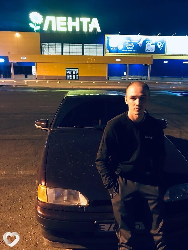 Антон, 27, Лесное — анкета №2715420