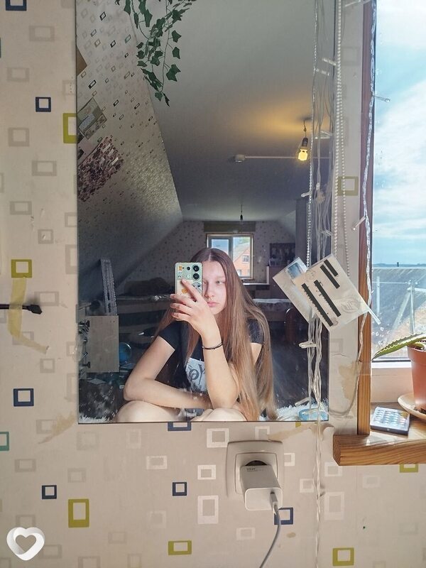 Иванна, 19, Минске — анкета №2714832