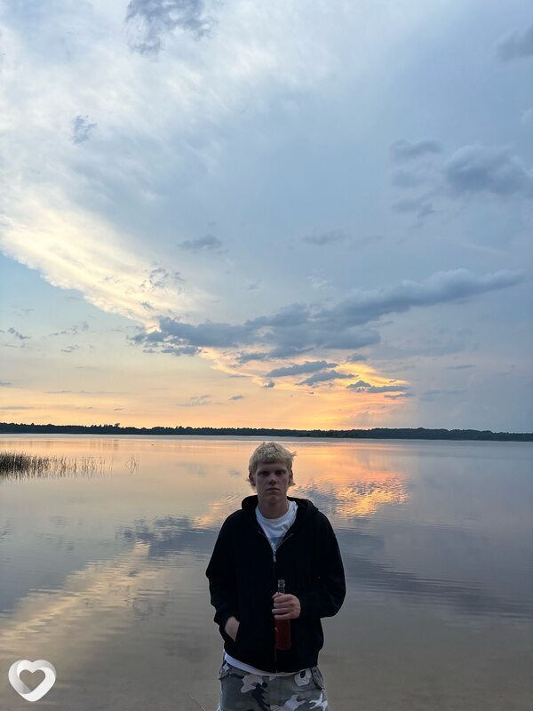 Александр, 21, Санкт-Петербурге — анкета №2714927