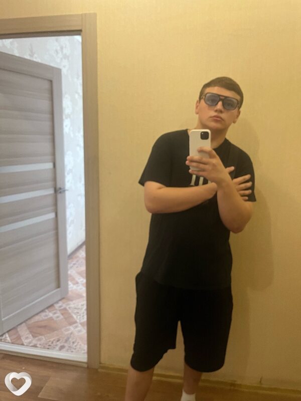 Матвей, 19, Миассе — анкета №2714995