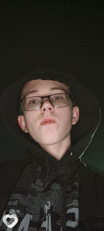 Егор, 19, Тюмени — анкета №2715648