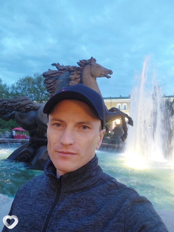 Антон, 28, Москве — анкета №2715369