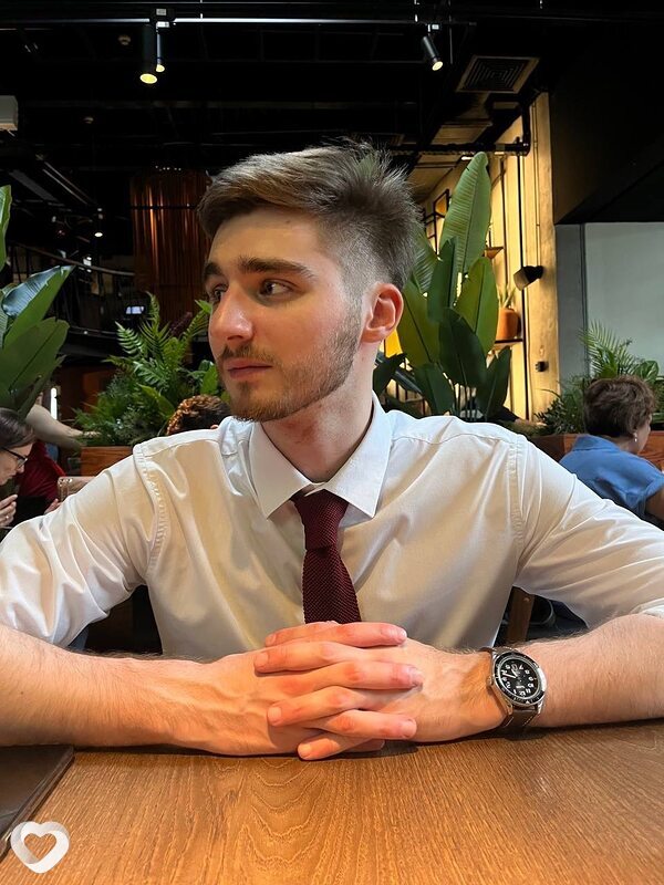 Артём, 22, Москве — анкета №2715967
