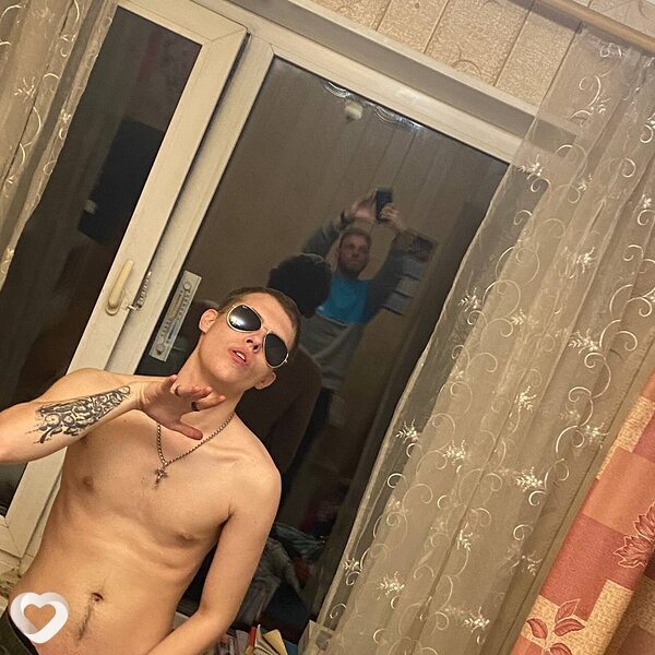 Артём, 23, Санкт-Петербурге — анкета №2716009