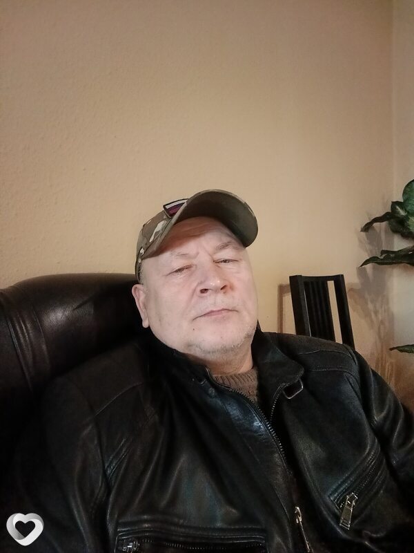 Олег, 60, Кирове — анкета №2716415