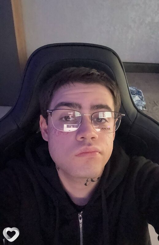 Виктор, 23, Сургуте — анкета №2716417