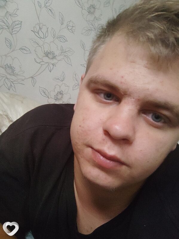 Олежа, 22, Магнитогорске — анкета №2716820