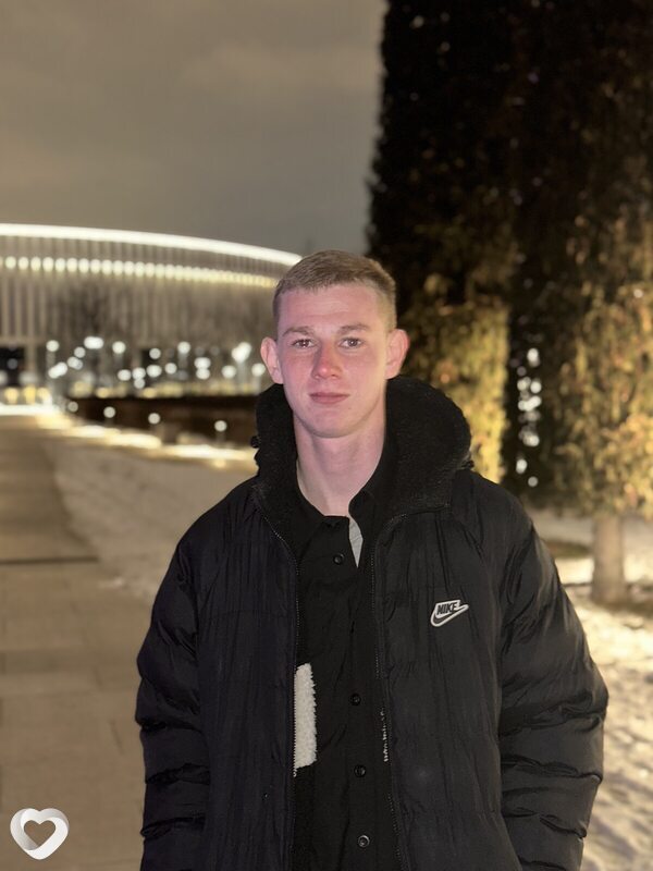 Андрей, 19, Краснодаре — анкета №2716472